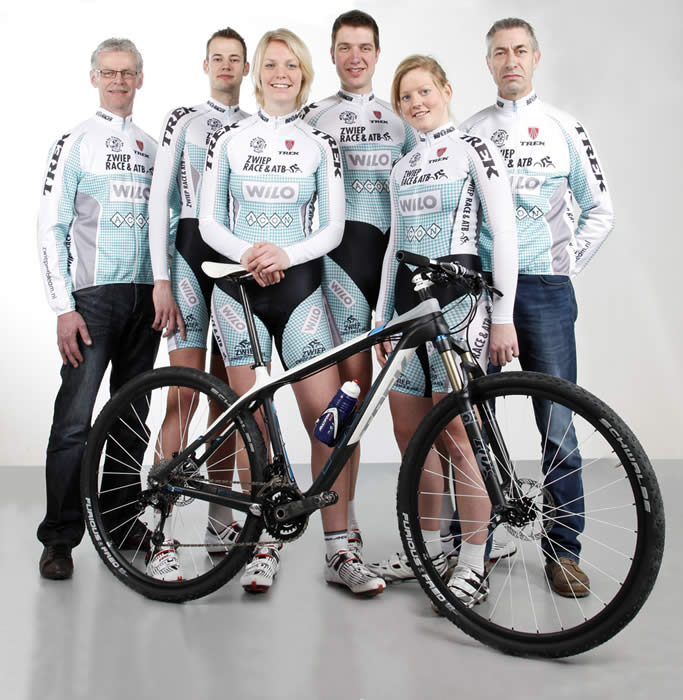 http://www.zwiepmtbteam.nl/Fotopaginafotos/Fotoshoot/300111_ZwiepMTBTeam_0094.jpg