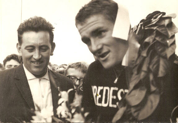 Klik om te verbergen