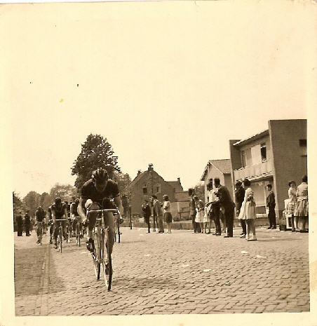 Klik om te verbergen