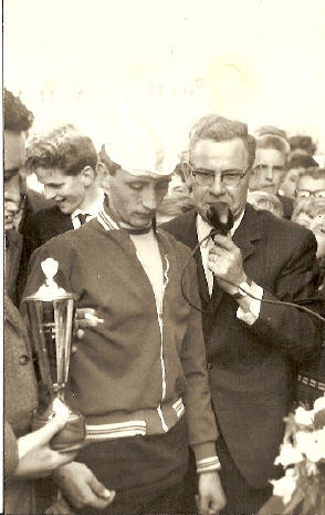 Klik om te verbergen