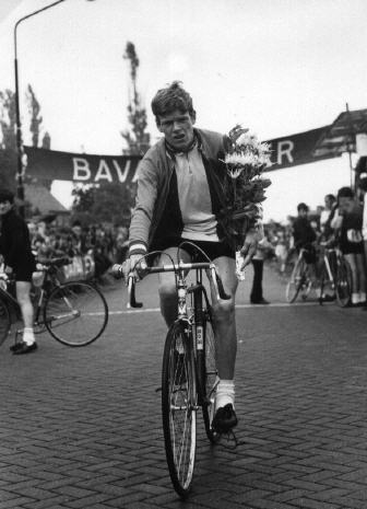 Klik om te verbergen