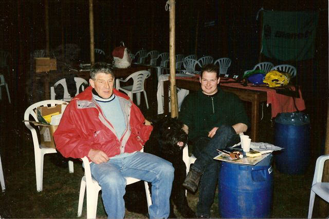 Klik om te verbergen