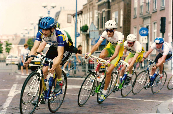 Klik om te verbergen